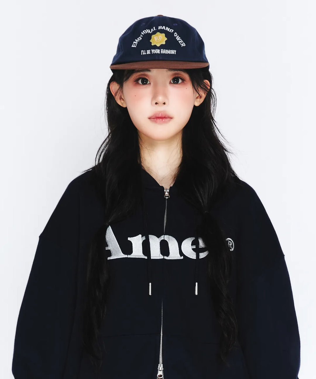 **QWER -Ames-Worldwide  BASIC LOGO HOODIE ZIP UP NAVY