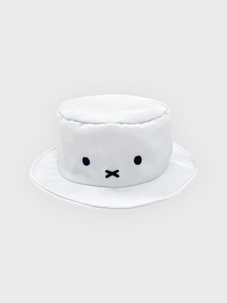 ** Miffy - a hat pouch