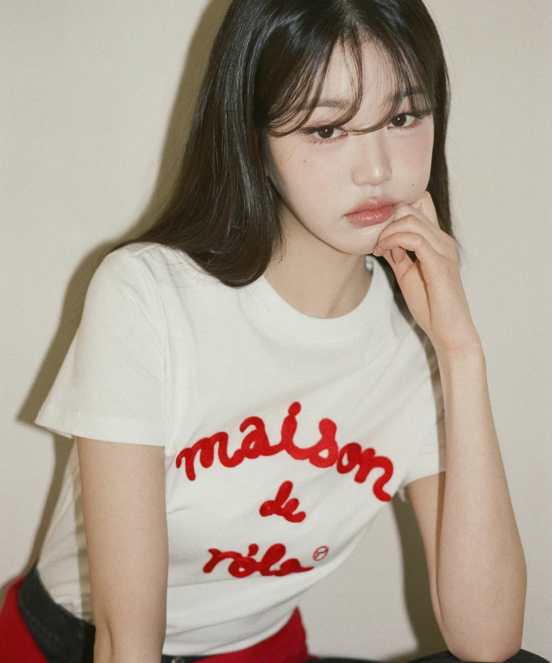 ** JANG WONYOUNG Pick (of IVE) - MAISON DE ROLA EMBROIDERY T-SHIRT WHITE