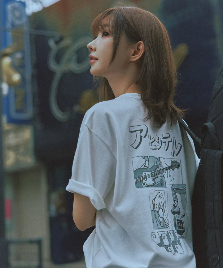 **QWER -Magenta Cartoon Drawing T-shirt [White]