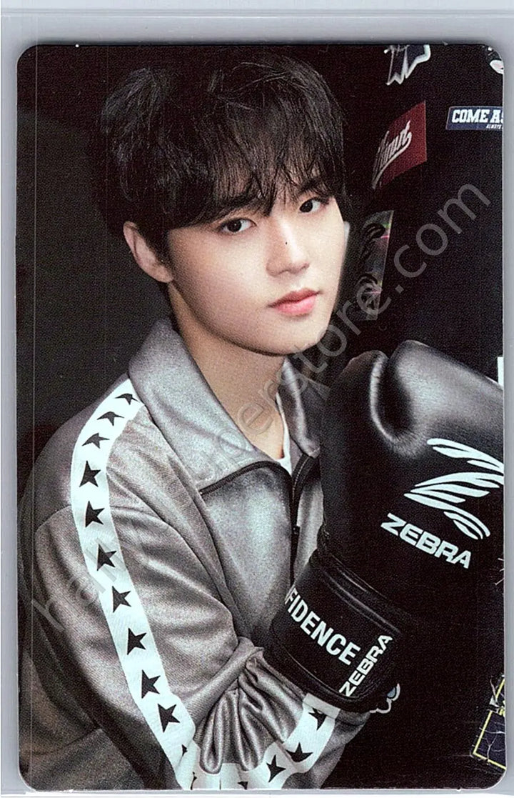 TREASURE - Doyoung - 3rd Anniversary Magazine photocard set