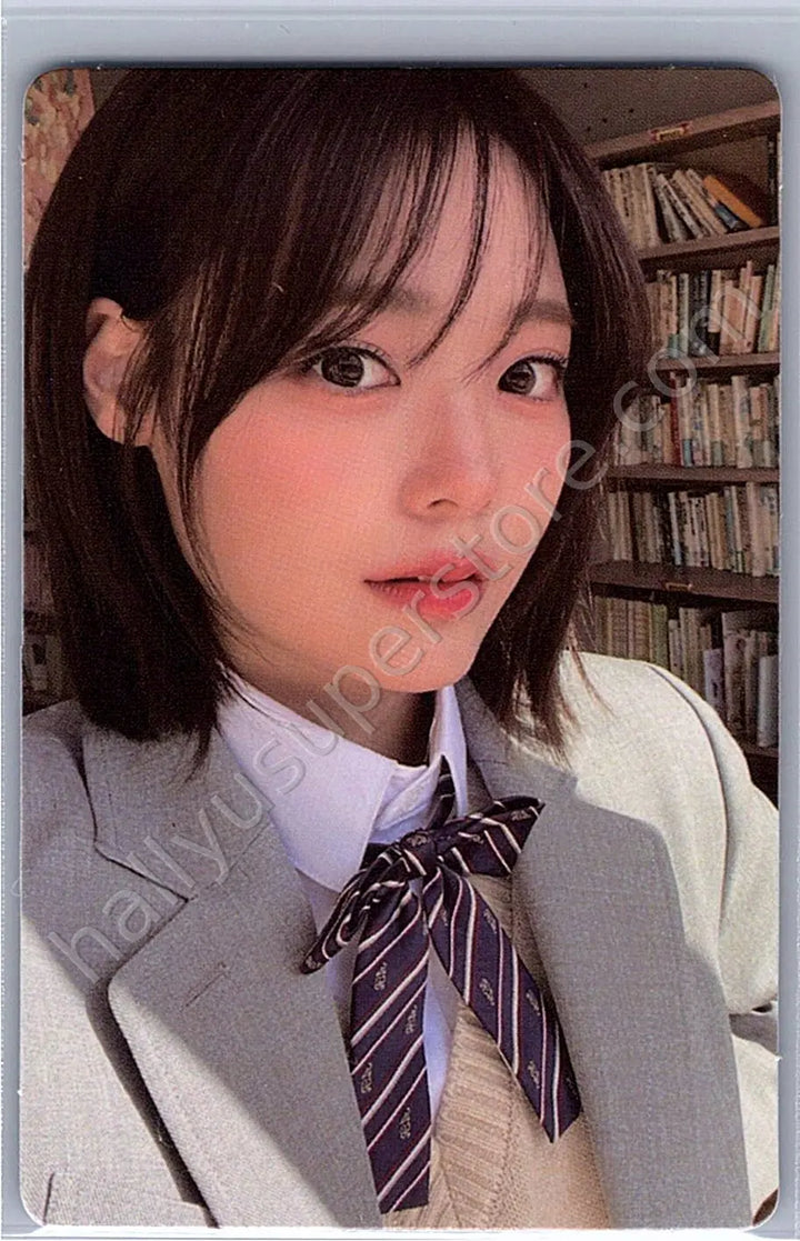 QWER - Siyeon - Manito album photocard secret version