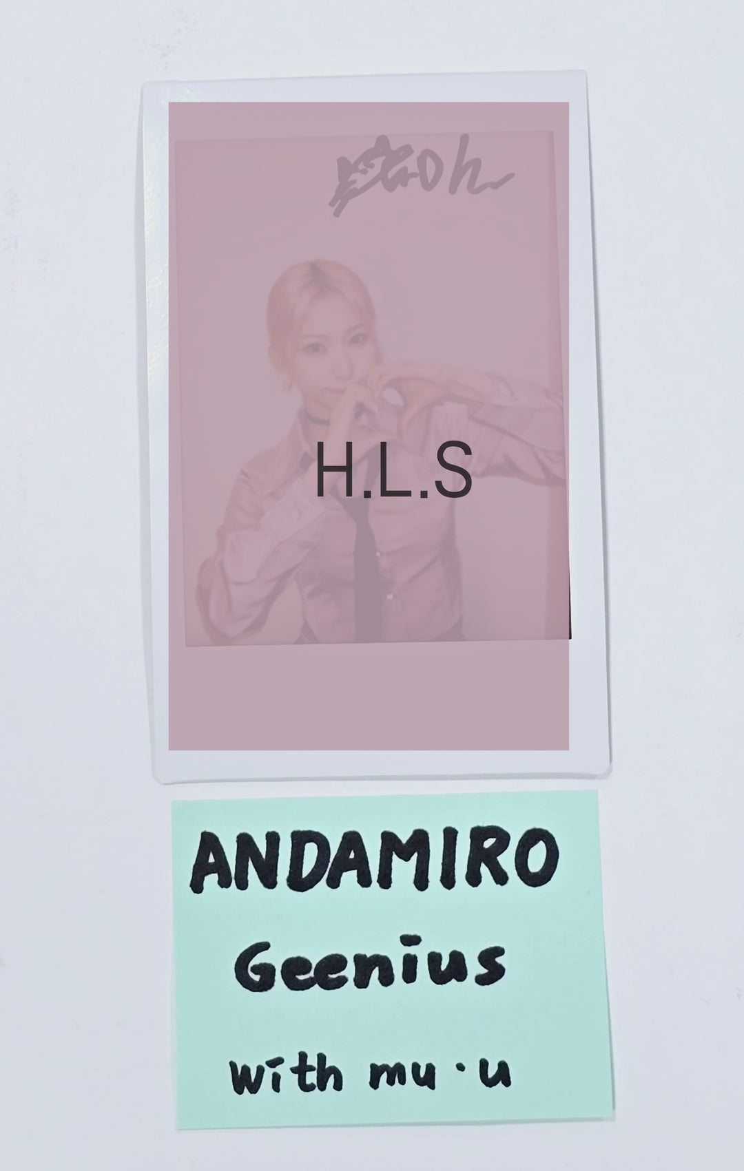 ANDAMIRO (Of Geenius) PHOTOBOOK - Hand Autographed(Signed) Polaroid [24.3.25]