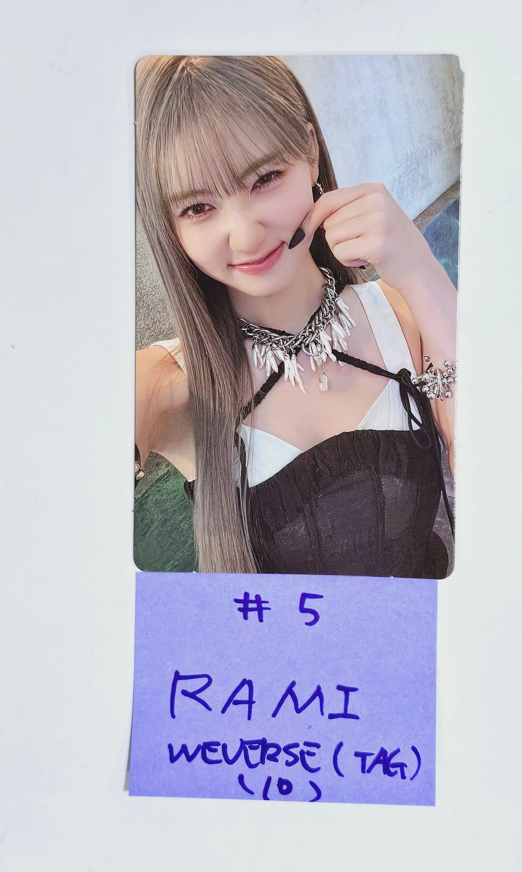 BABYMONSTER 