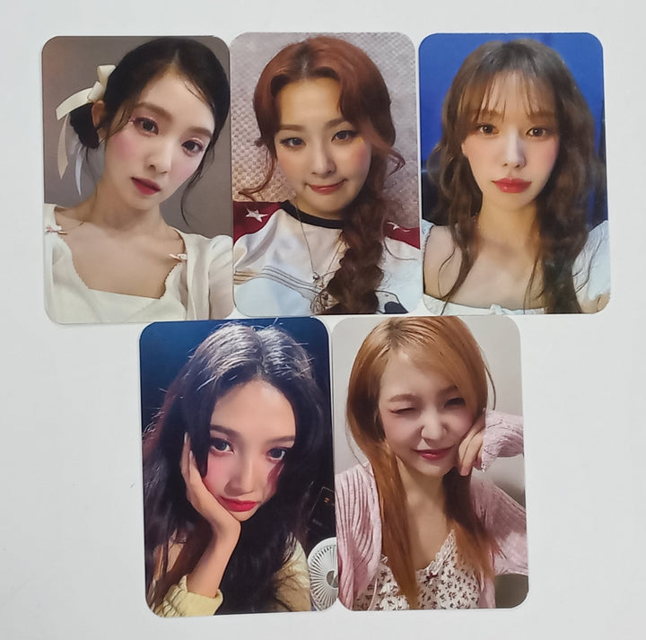 Red Velvet "Cosmic" - Apple Music Fansign Event Photocard [24.7.19] - HALLYUSUPERSTORE