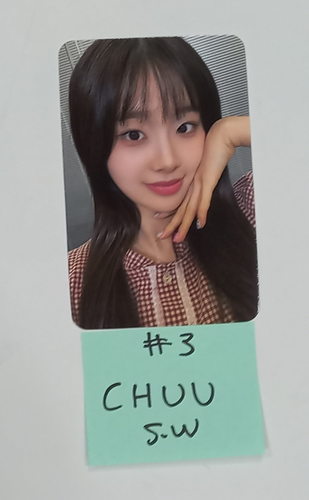 CHUU "Strawberry Rush" - Soundwave Fansign Event Photocard (STAYG Album Ver.) [24.7.19] - HALLYUSUPERSTORE