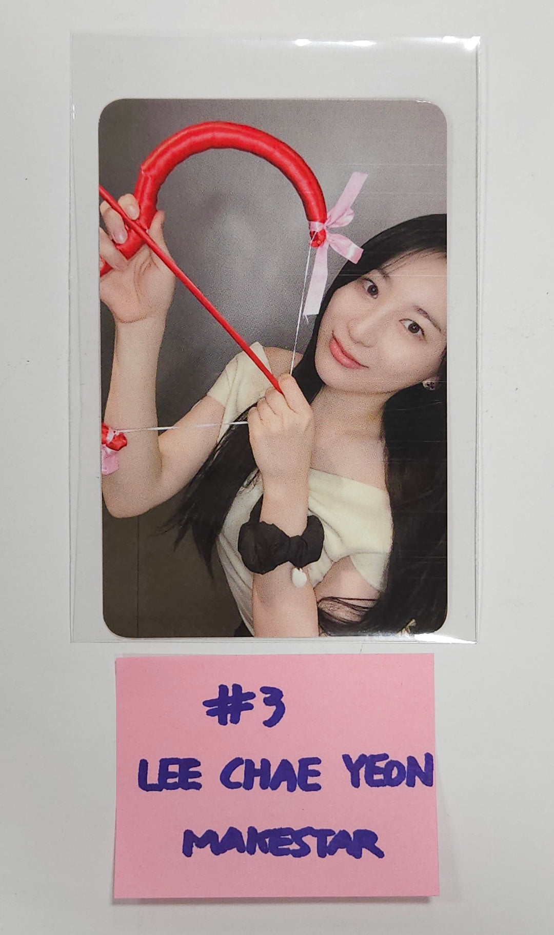 Lee Chae Yeon "SHOWDOWN" - Makestar Fansign Event Photocard Round 2 [Poca Ver.] [24.8.2] - HALLYUSUPERSTORE