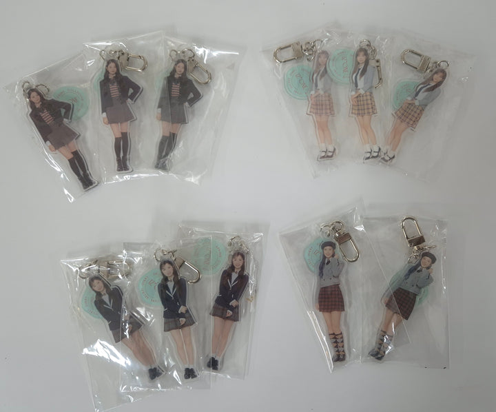 IZ*ONE - " Oneiric Diary "(幻想日記)  Official Acrylic keyring