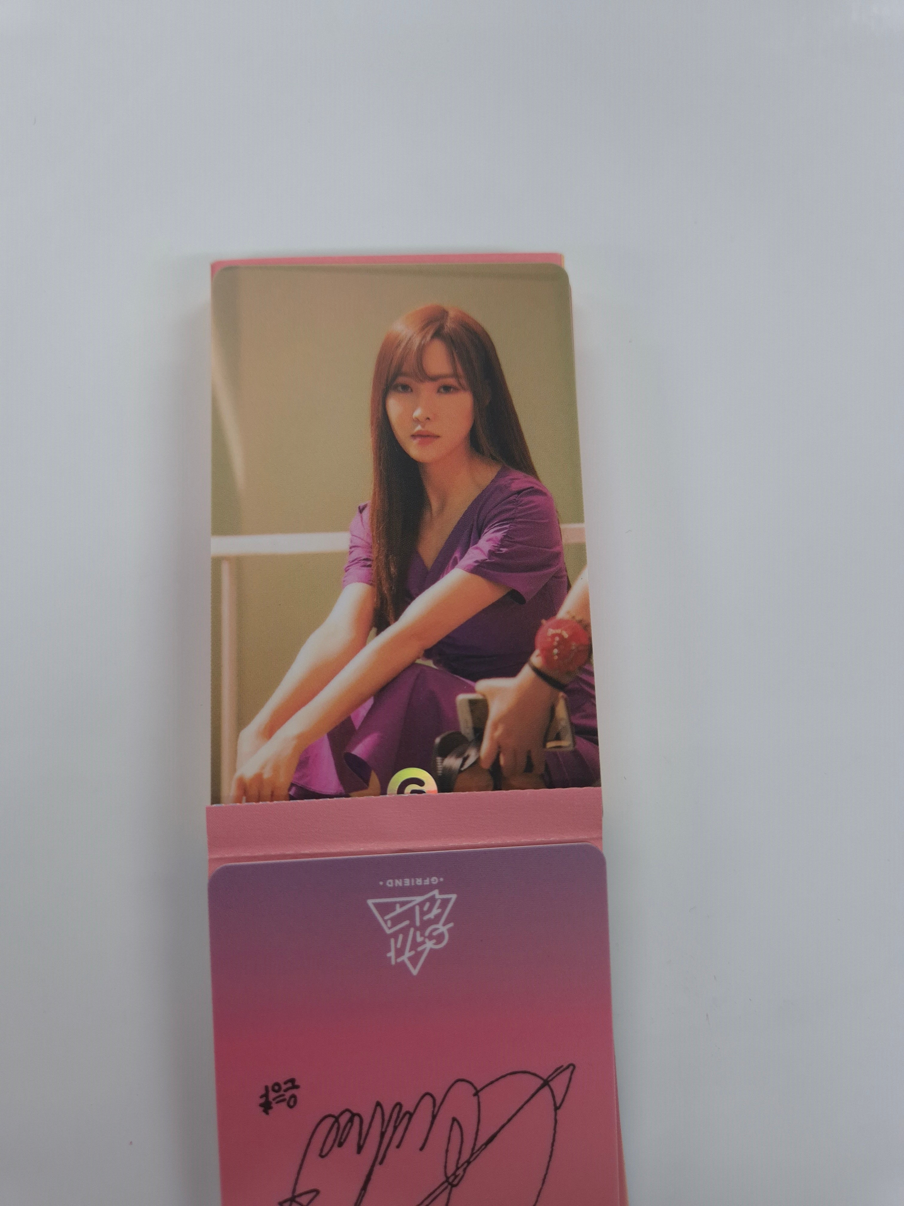 YUJU (Of GFRIEND) 
