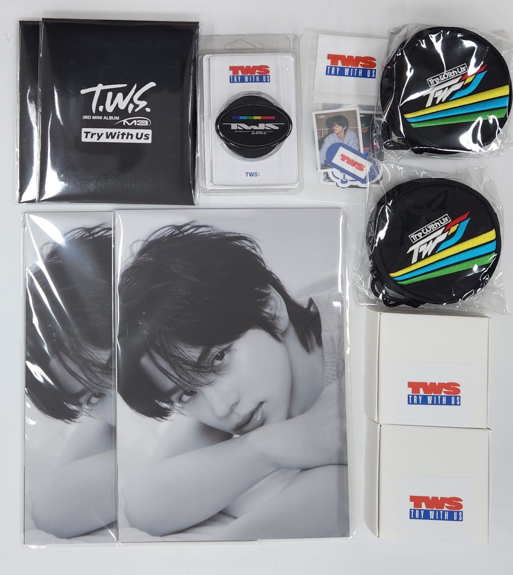 TWS - HALLYUSUPERSTORE