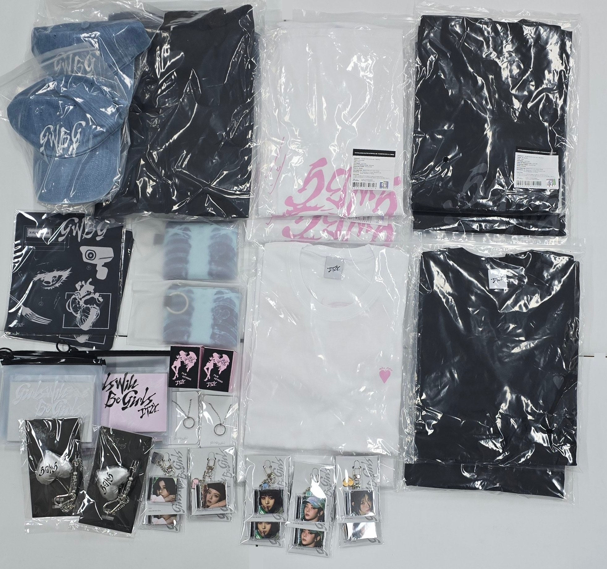 itzy girls will be girls popup 特典 ITZY - Girls Will Be Girls (Photobook Ver.)