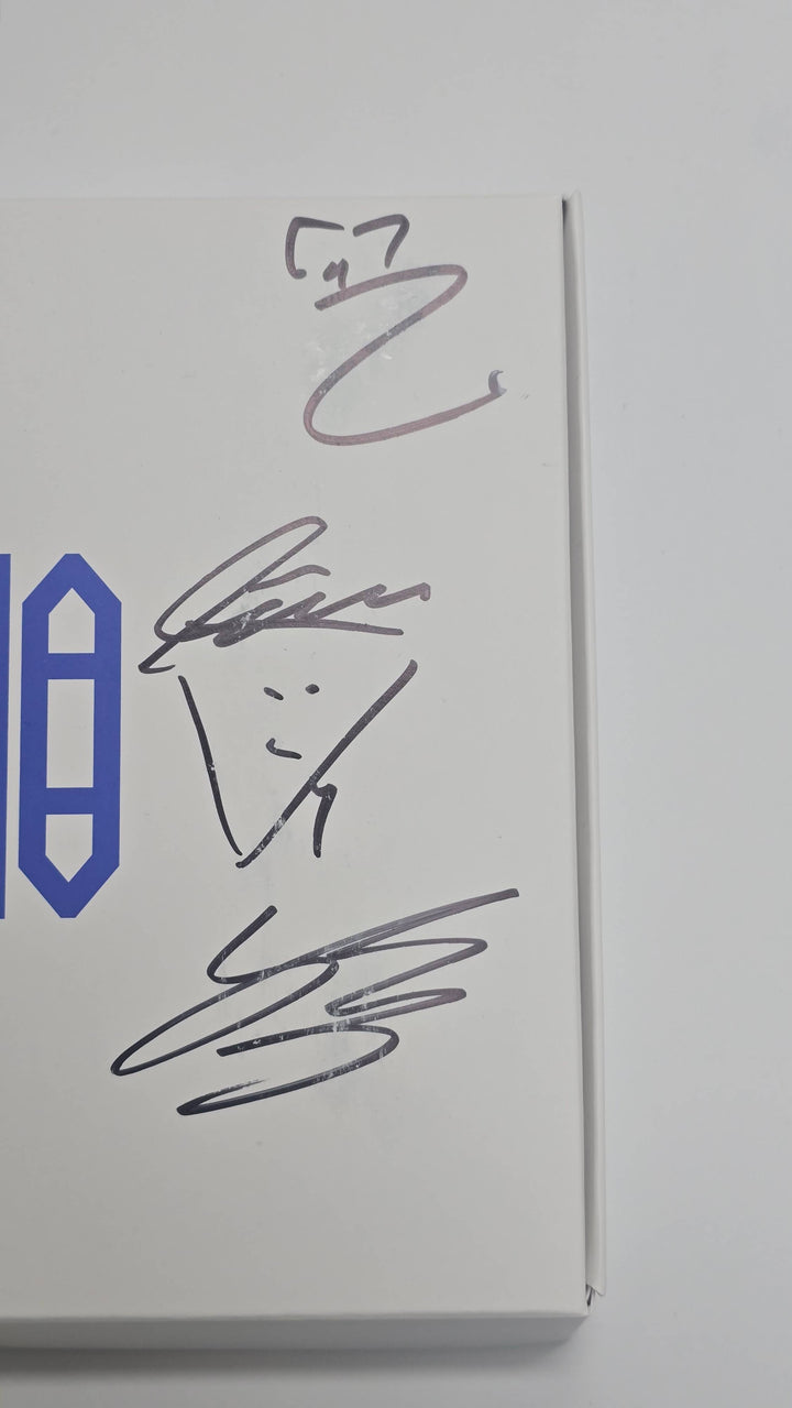 JIN (Of BTS) "Echo", IVE "IVE EMPATHY", Stray Kids "KARMA", ILLIT "bomb", TXT "Star Chapter: Together", ZEROBASEONE "CINEMA PARADISE" - Hand Autographed(Signed) Promo Album [25.10.14]