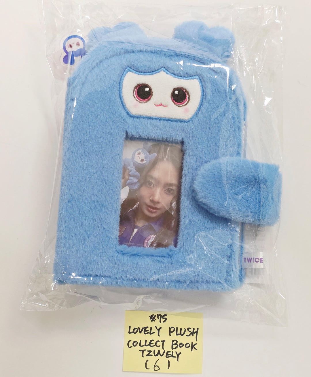 TWICE - 2025 TWICE FANMEETING "10VE UNIVERSE" POP-UP STORE MD (3) [25.10.17]