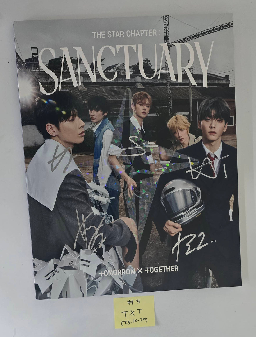 TXT "SANCTUARY" & "Star Chapter: Together", ARTMS "Club Icarus" - Hand Autographed(Signed) Promo Album [25.10.20]