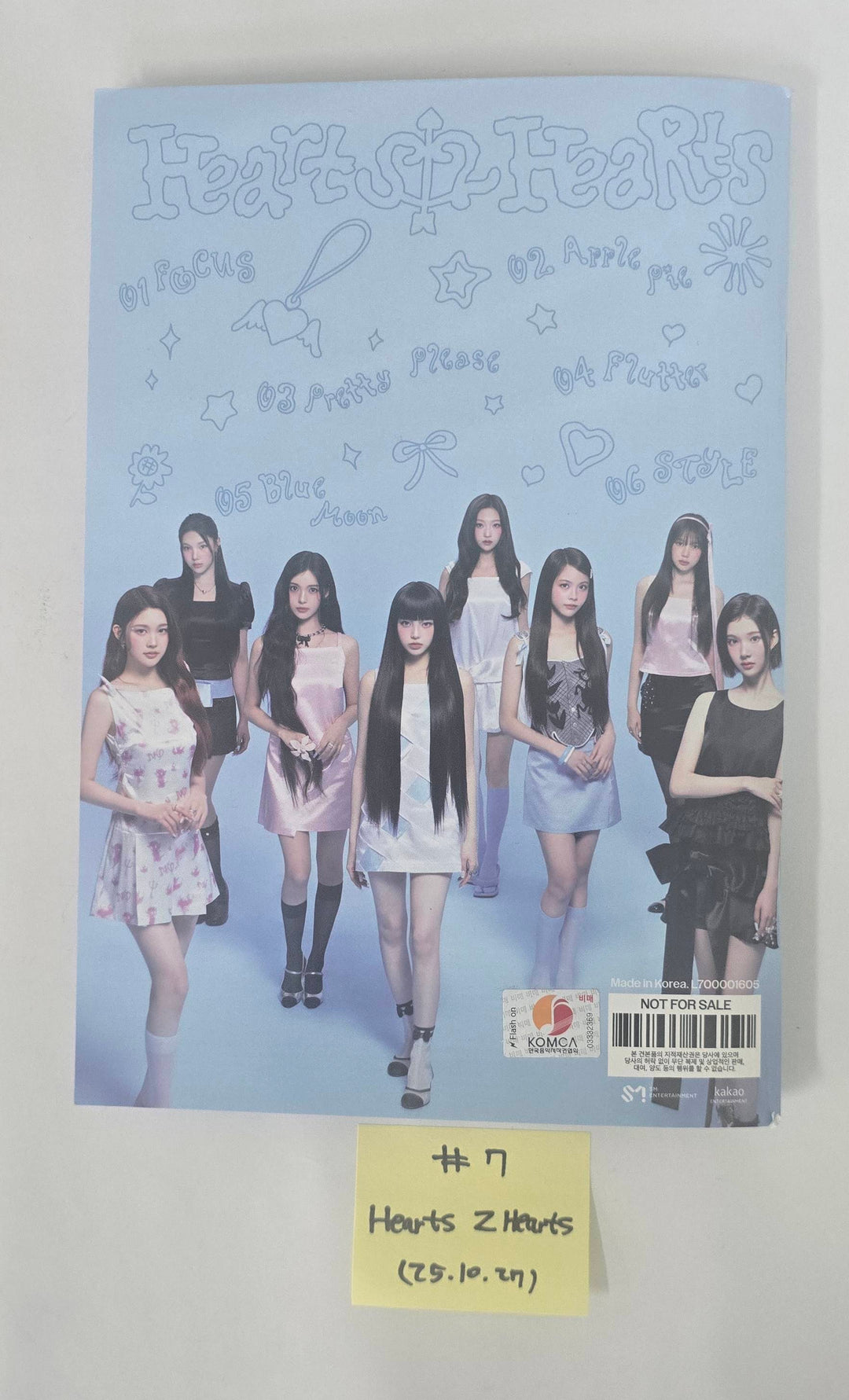 NMIXX "Blue Valentine", Hearts2Hearts "FOCUS" - Hand Autographed(Signed) Promo Album [25.10.27]