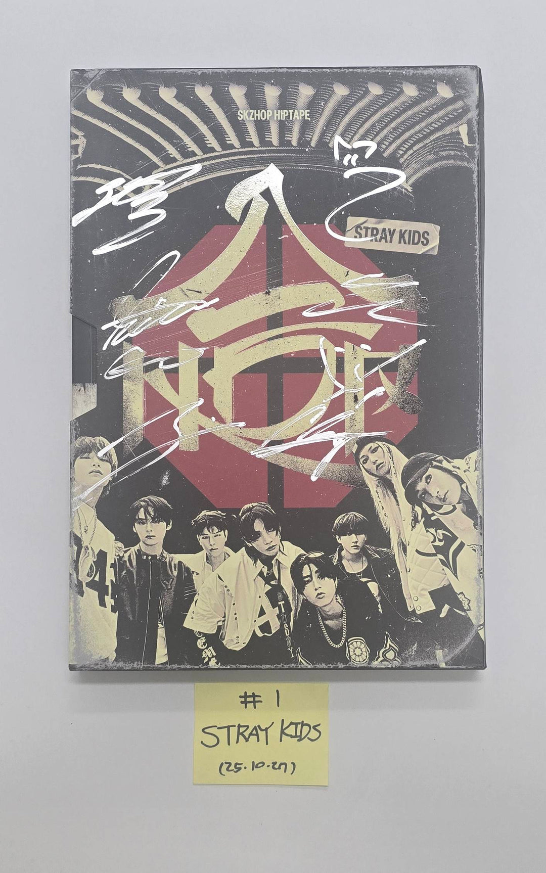 Stray Kids "合 (HOP)", DAY6 "The DECADE", TXT "Star Chapter: Together" - Hand Autographed(Signed) Promo Album [25.10.27]