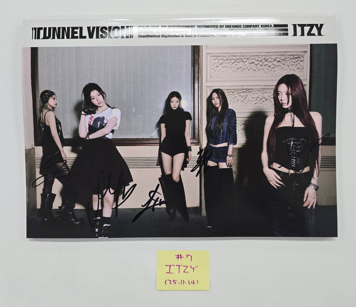 ITZY "TUNNEL VISION" - Hand Autographed(Signed) Promo Album [25.11.24]