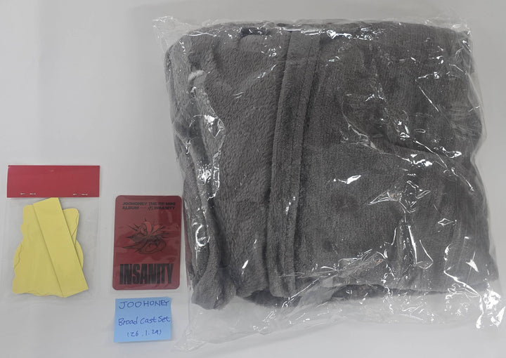 JOOHONEY (of MONSTA X) "光 (INSANITY) - Broadcast blanket & Photocard Set [26.1.29]