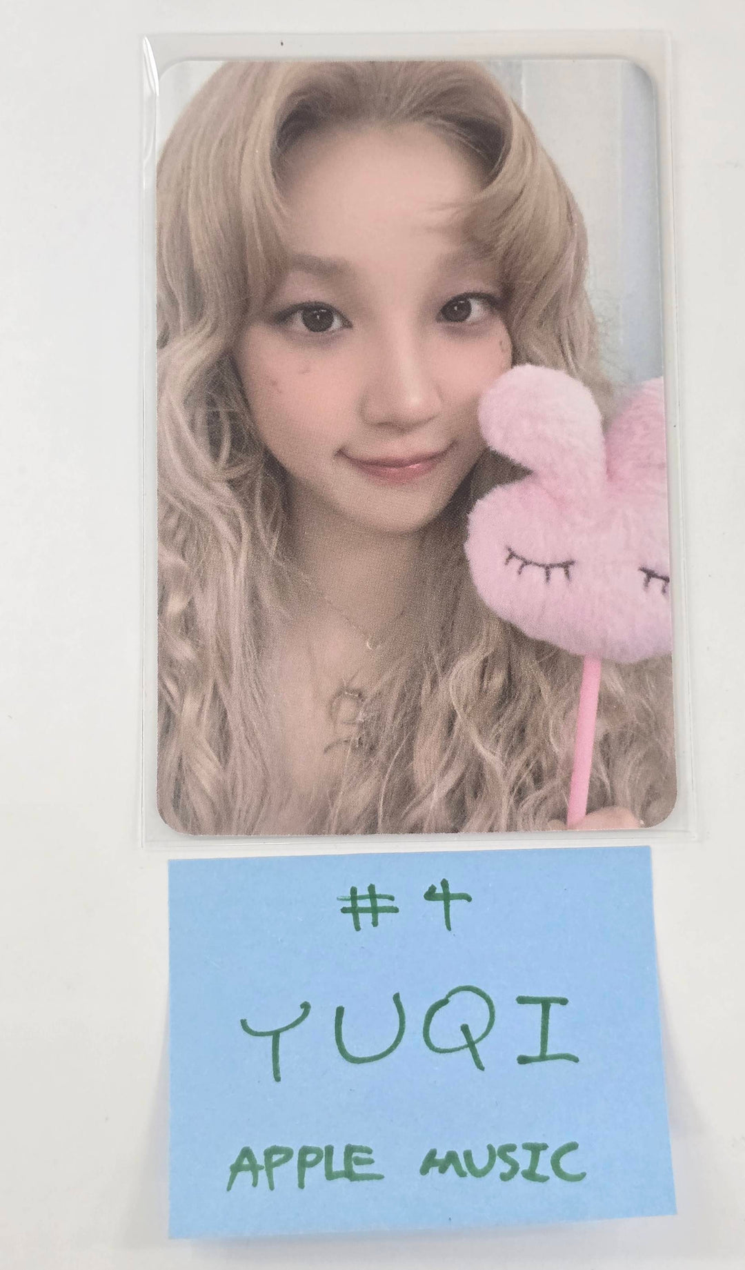 I-DLE "We are" - Apple Music Pre-Order Benefit Photocard [26.1.29]