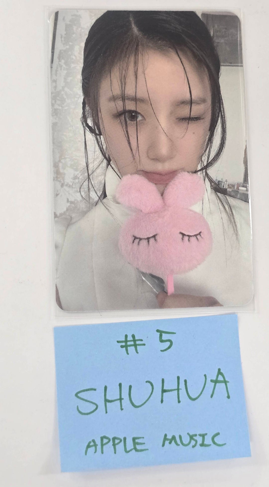 I-DLE "We are" - Apple Music Pre-Order Benefit Photocard [26.1.29]