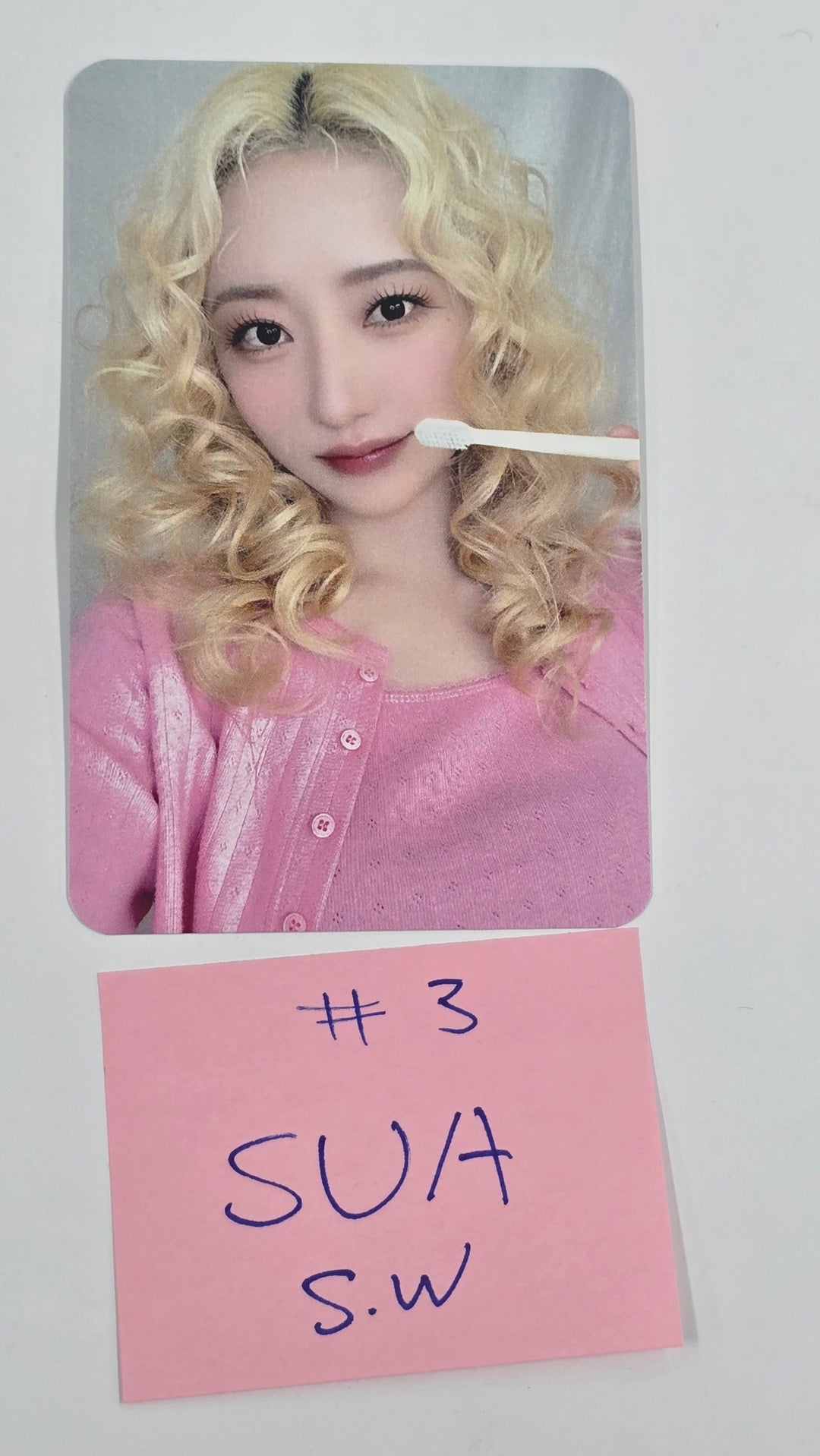 UAU "THE NIGHT BLOOM" 2026 SEASON’S GREETINGS - Soundwave Event Photocard [26.2.2]