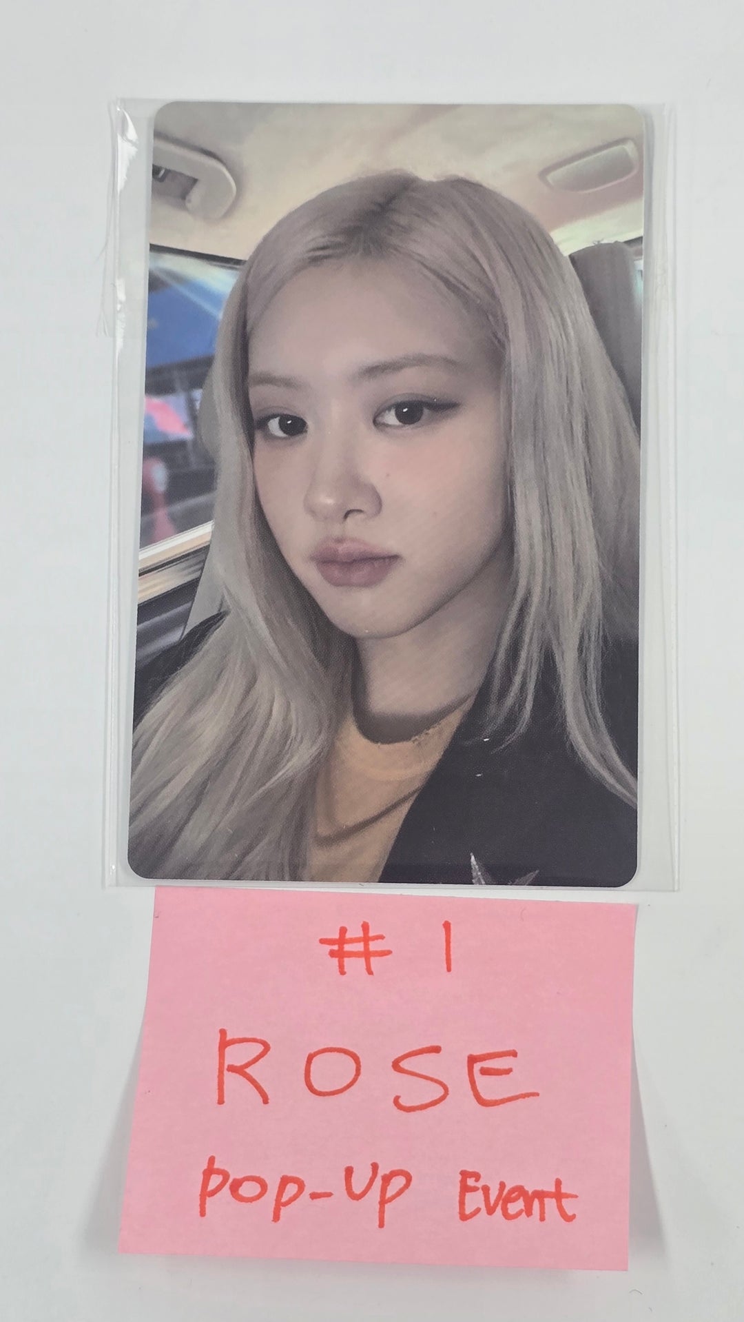 ROSE (of Black Pink) - Pop-Up Event Photocard [26.2.2]