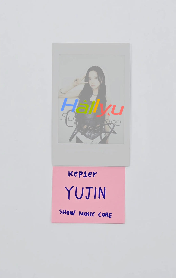 YUJIN (of Kep1er) - Hand Autographed(Signed) Polaroid [26.05.13]