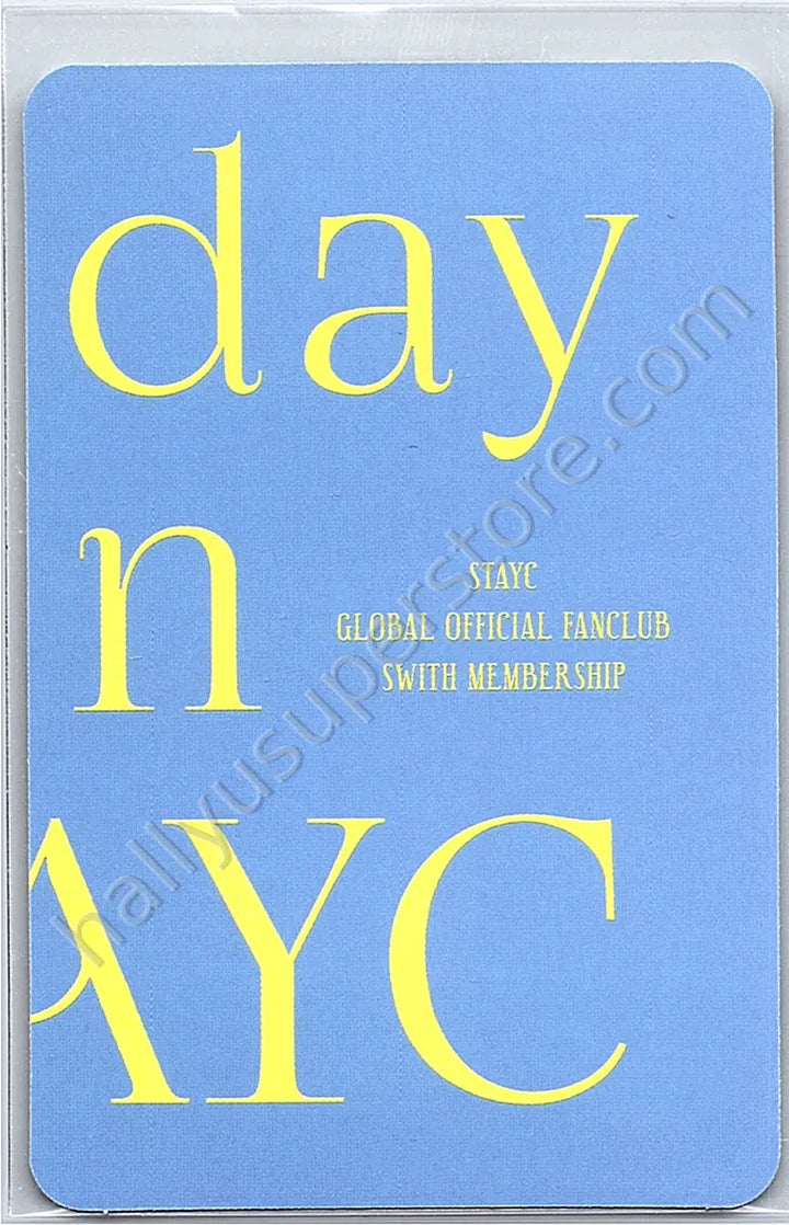 STAYC - Yoon - Holiday in STAYC (SWITH 1st Membership Kit)