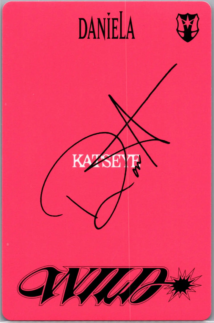 KATSEYE "WILD" - Official Photocard (Photobook Ver.) [26.08.18]