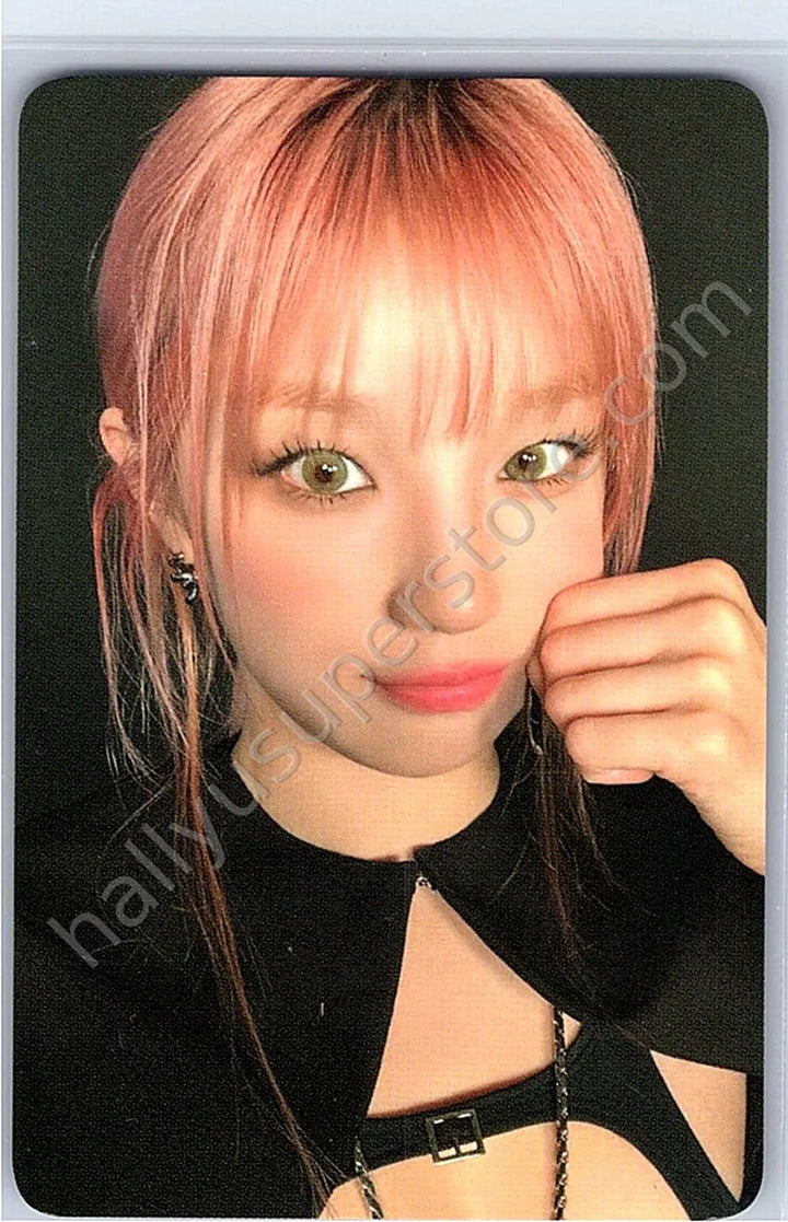 i-dle - Yuqi - 2024 World Tour [i-DOL] random photocard tour merch trading card