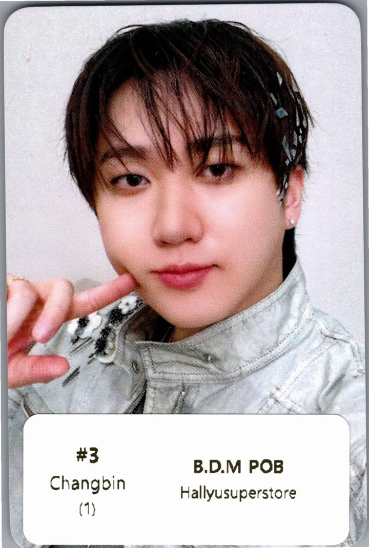 Stray Kids "THIS &amp; THAT" - BlueDreamMedia Pre-Order Benefit Photocard [26.08.11]