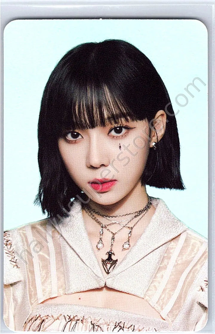 aespa - Winter - Savage holographic (hologram) merch photocard