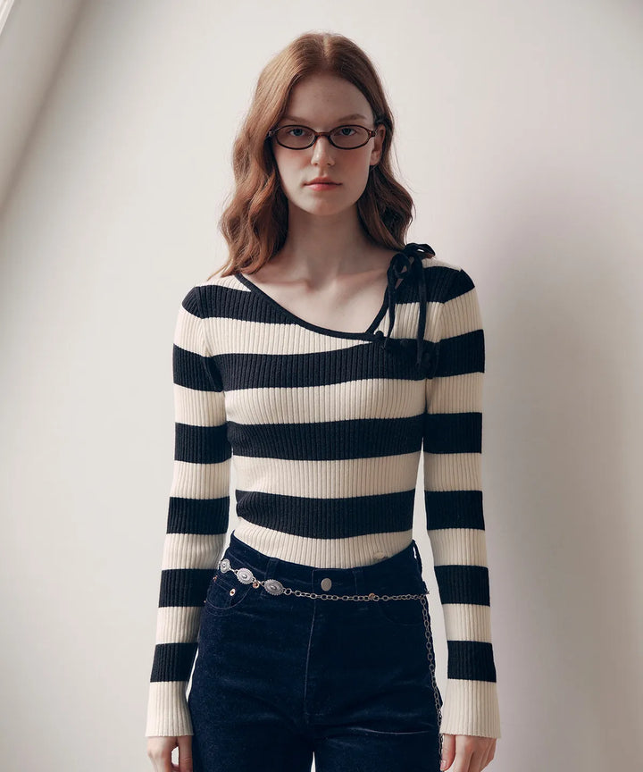 ** JANG WONYOUNG Pick (of IVE) - CUT OUT RIBBON BOARDER KNIT BLACK (Free size)