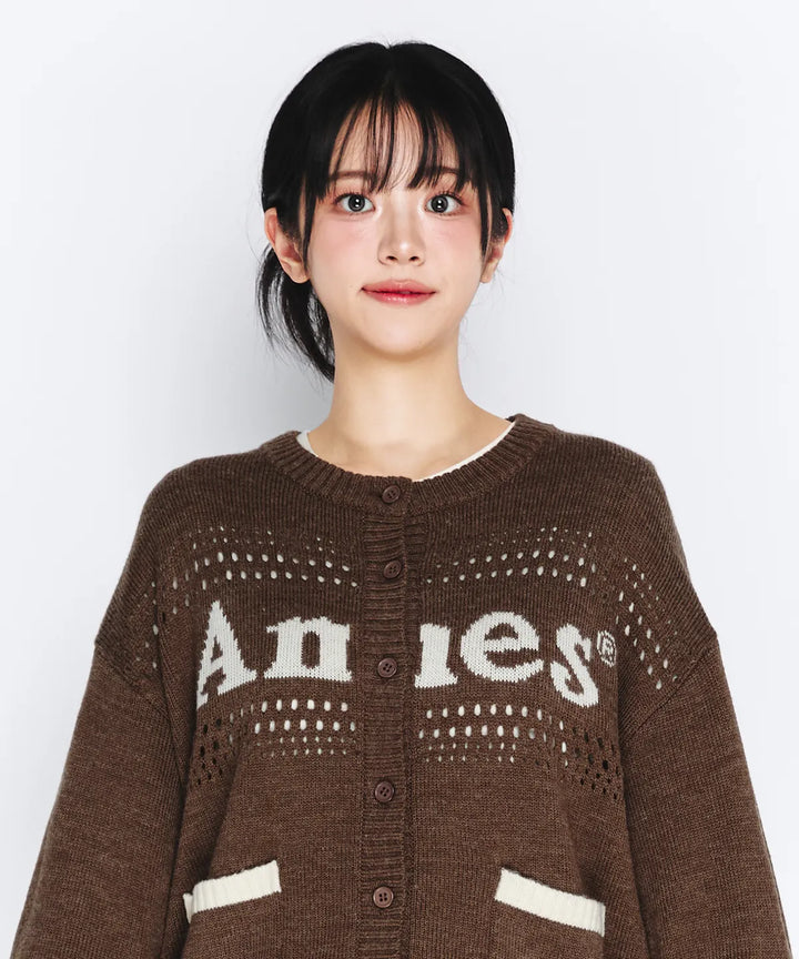 **QWER -Chodan PUNCHED CARDIGAN BROWN + Photocard