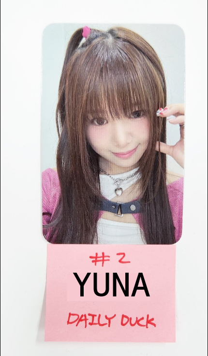 LOVEONE "Drama Queen" - Daily Duck Fansign Event Photocard [25.6.23]