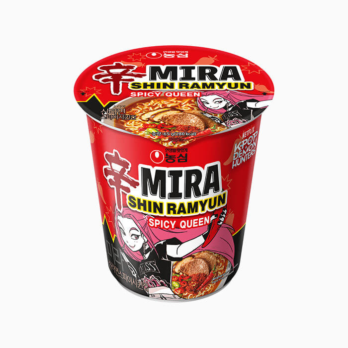 ** K-Pop Demon Hunters  -Shin Ramen Spicy Queen Cup (65 g × 1)
