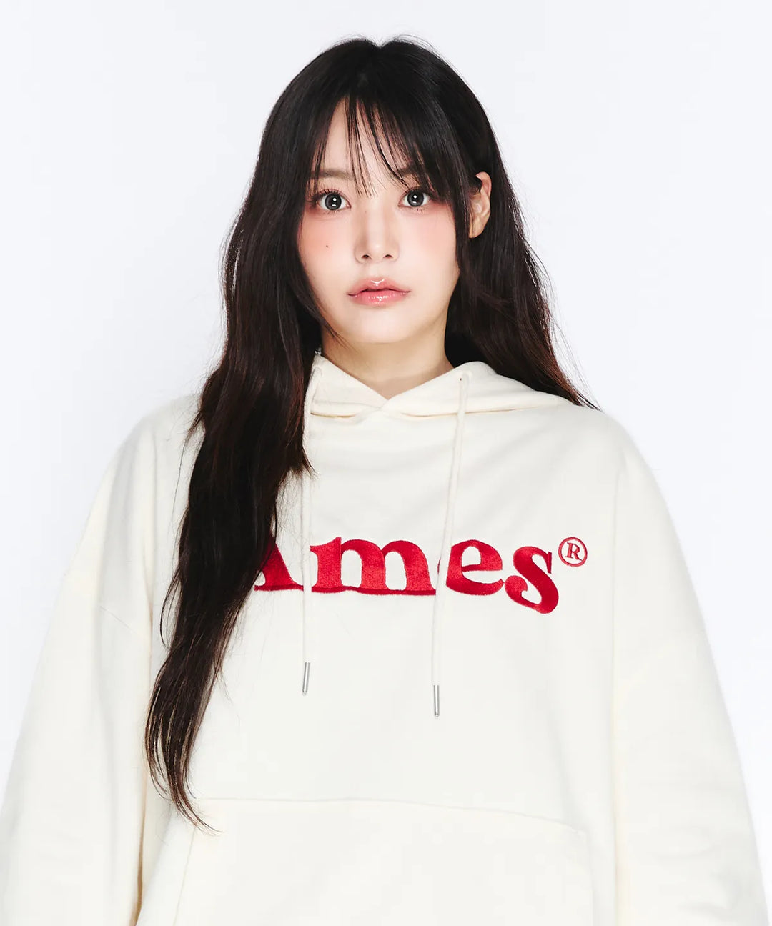 **QWER -Siyeon BASIC LOGO HOODIE CREAM + Photocard Set