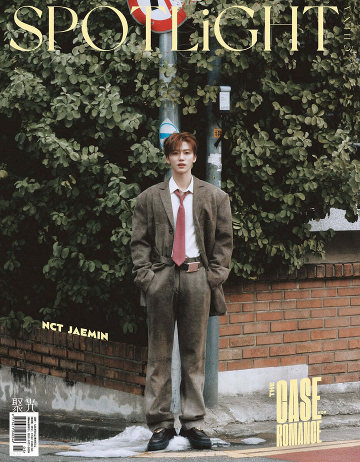 ** JAEMIN (of NCT)-  SPOTLIGHT 2025 . 02 + Pre- Orderbenefit (Version choose)