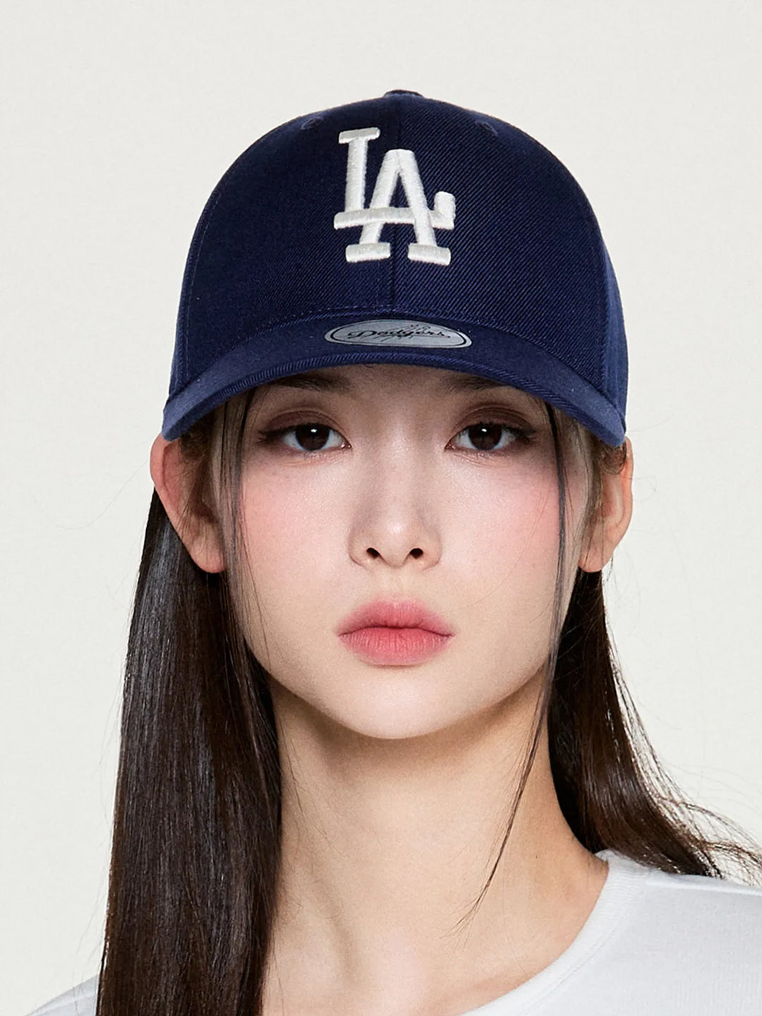 ** [Pre-Order] AESPA - Wearing KARINA MLB Signature Patch Structure Ball Cap LA (Navy)