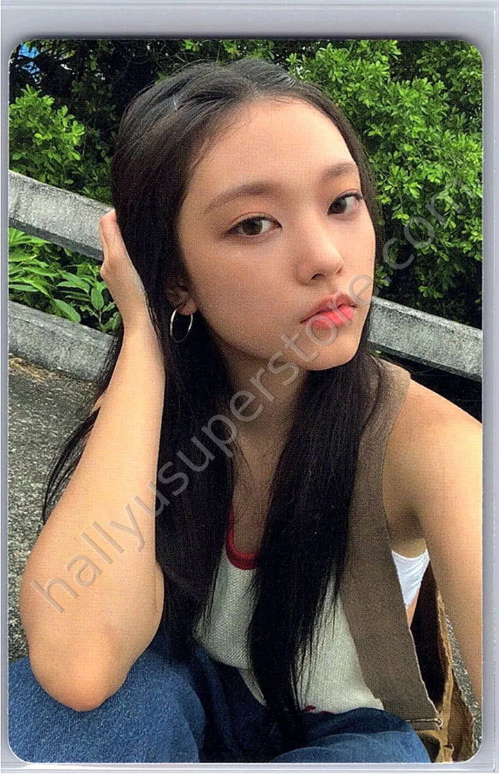 NewJeans - Haerin - How Sweet B version line friends photocard set pop-up store