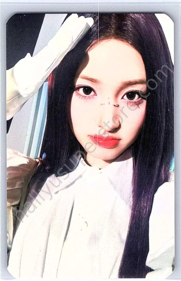 IVE - Liz - IVE SWITCH fansign kakaotalk video call (fancall)