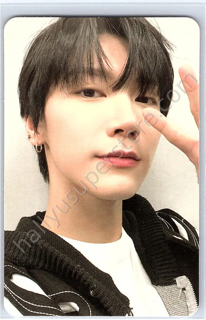 NCT - Ten - 2023 NCT CCOMAZ GROCERY STORE POP-UP merch photocard red version selfie trading card