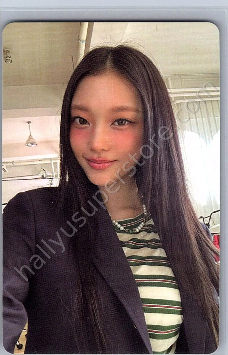 NewJeans - Haerin - How Sweet album photocard haerin version