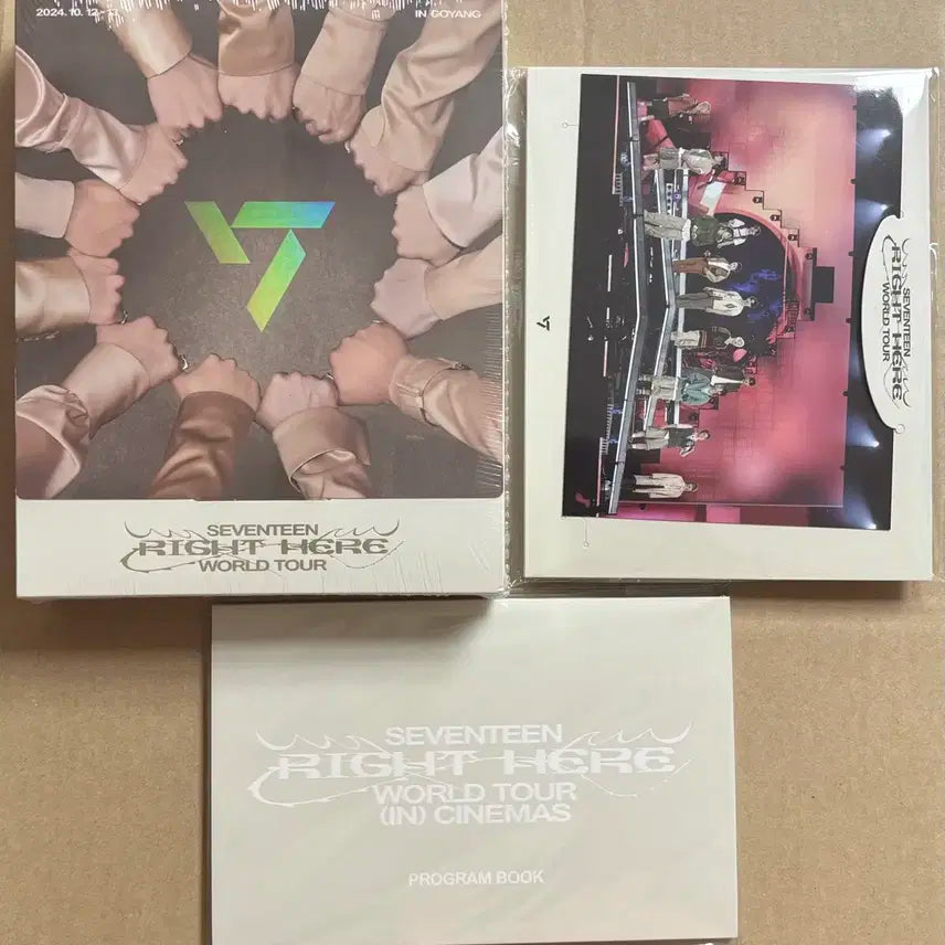 세븐틴 월드 투어 right here + 프로그램 북 세트 위버스 특전