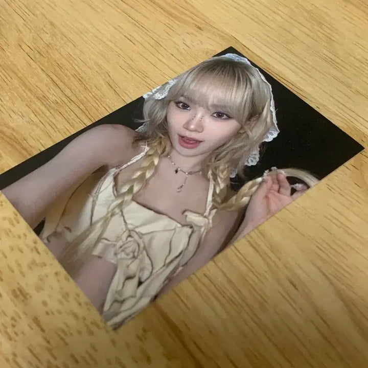 르세라핌 easy 공방 사녹포카 김채원
