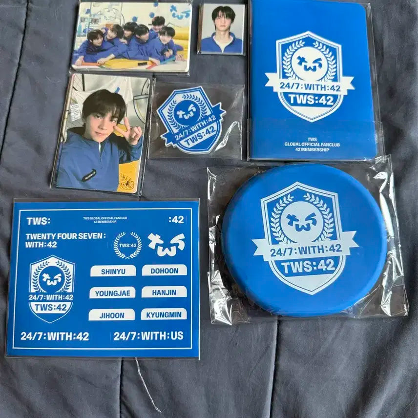투어스tws 1기 42 팬클럽 키트 판매합니다.