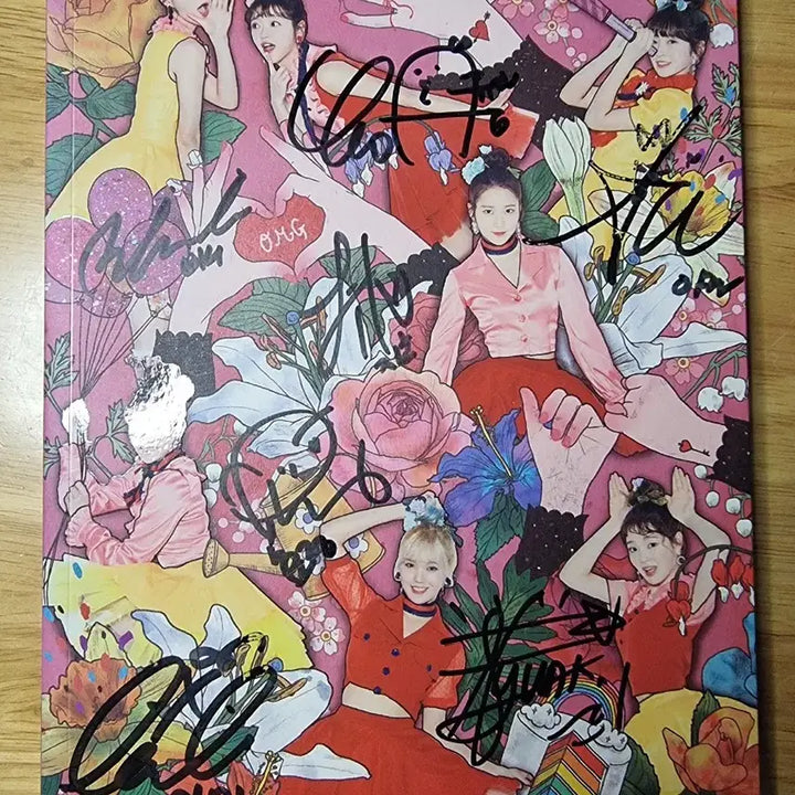 오마이걸 친필사인 포토앨범