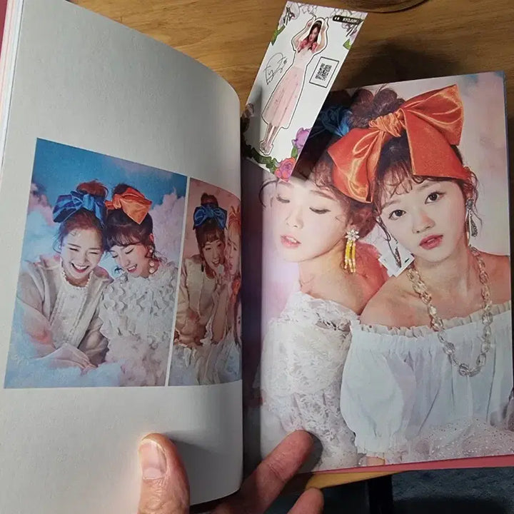오마이걸 친필사인 포토앨범