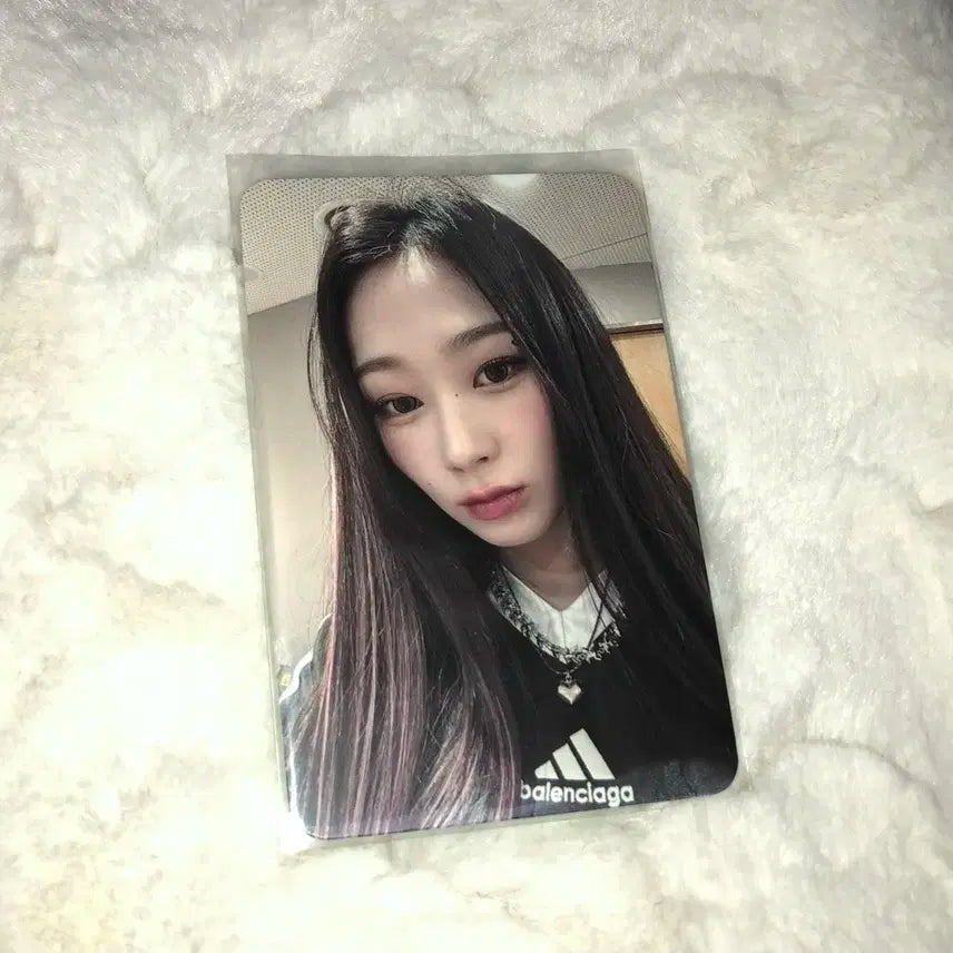에스파 지젤 애리 포카 공방 이즈위 미공포 분철 럭드