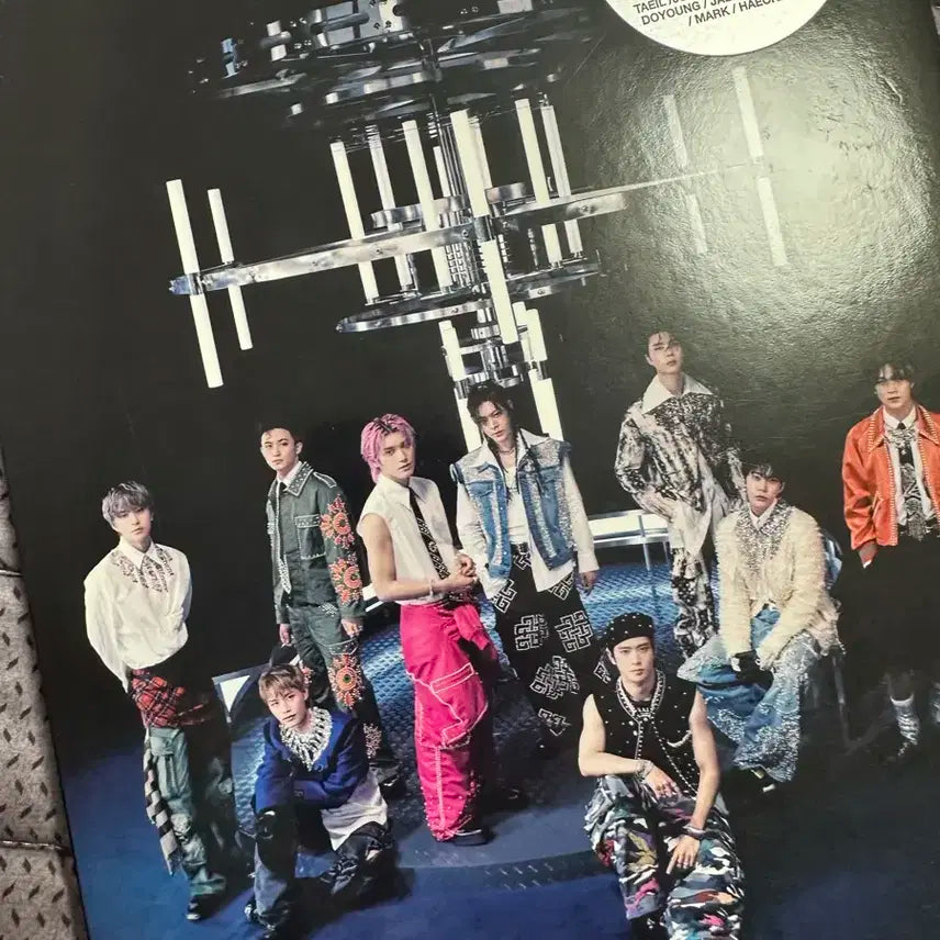 NCT 127 fact check 팩트체크 샹들리에 버전